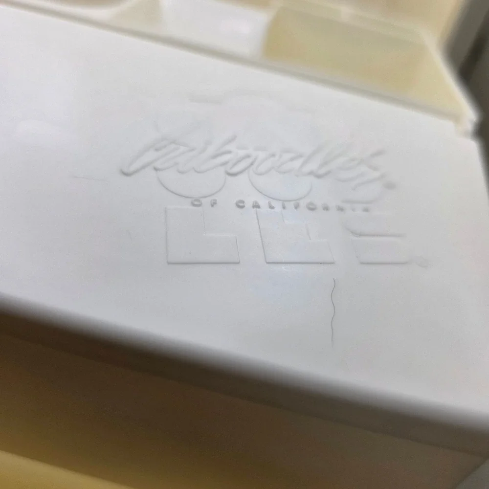 Vintage Caboodles Nail Care/ Makeup Case Cream White Ribbed 80s 90s